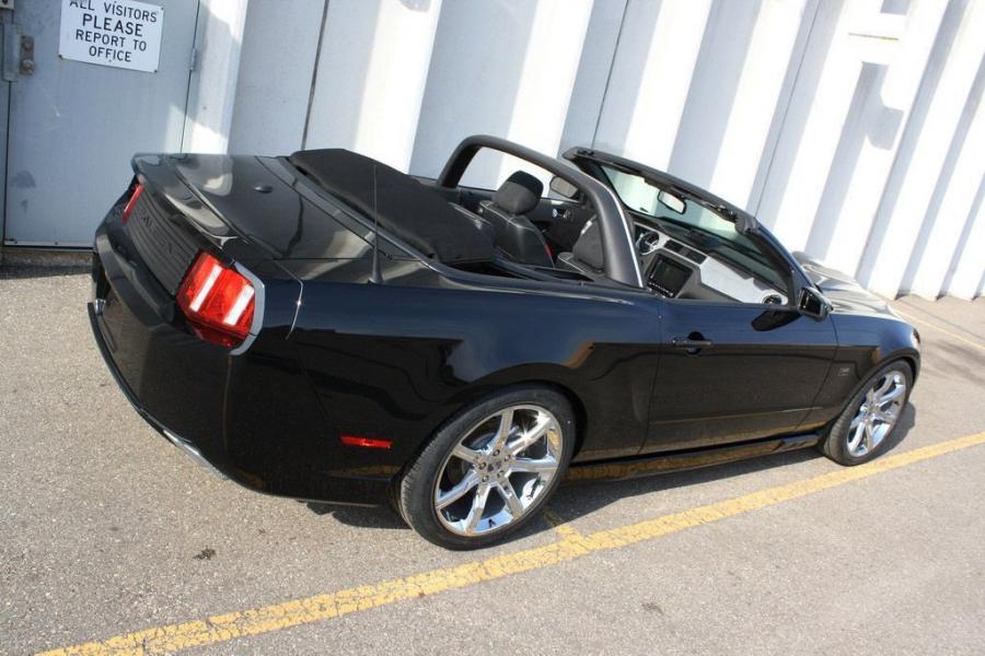  Saleen S281 Convertible 2010 года  (фото 7 из 9)
